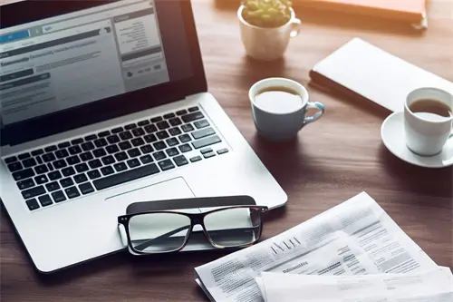 海南三亚旅游穿搭